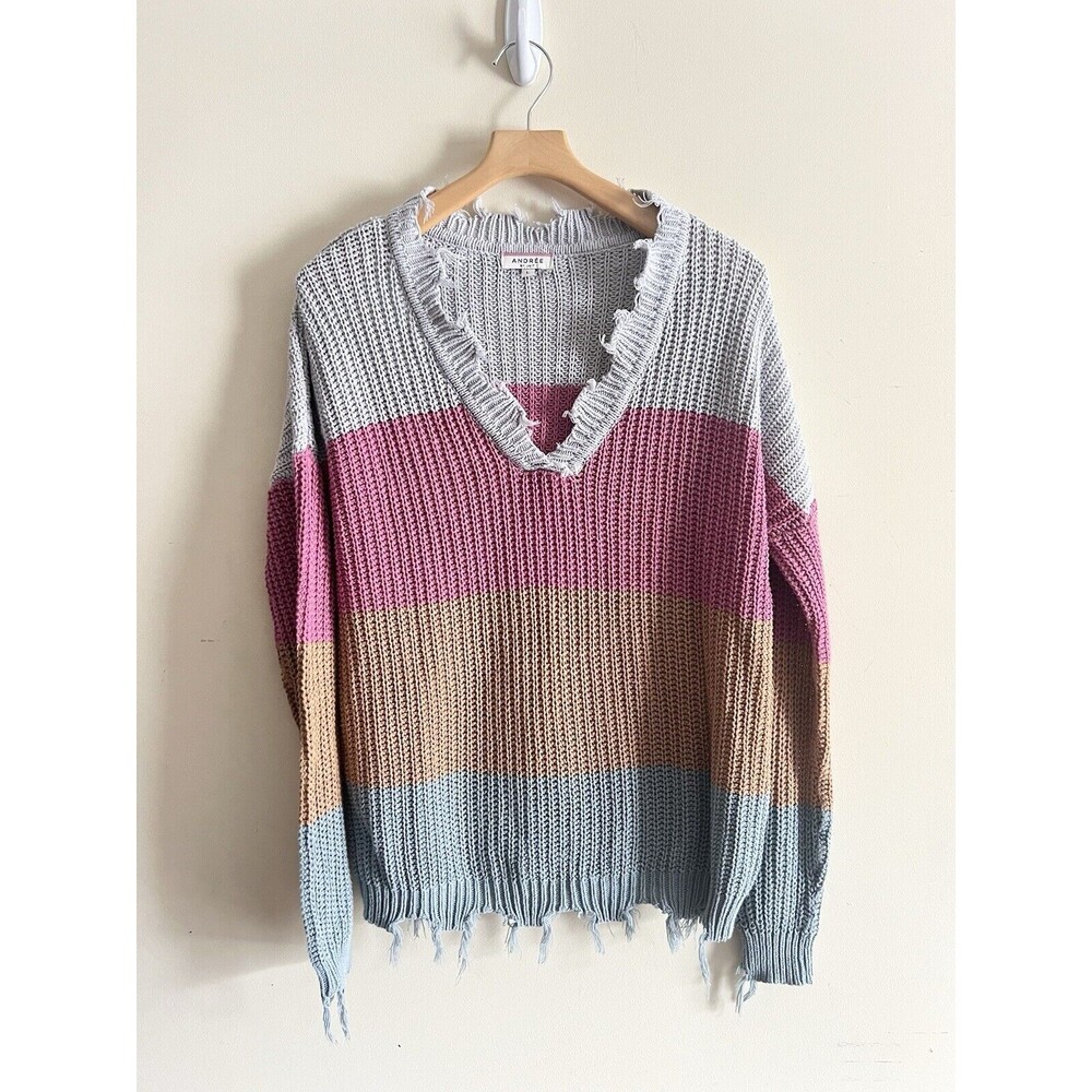 Andree By Unit Womens Size Large Sweater Knit Distressed V neckline Long Sleeved
